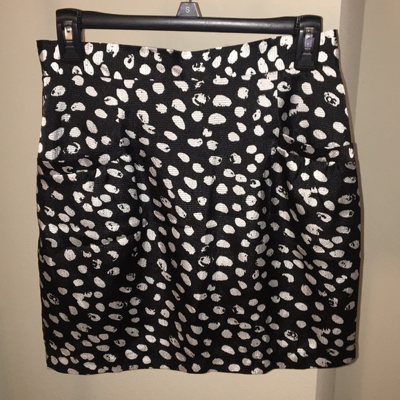 Black + White Polka Dot Skirt - Picture 3 of 5